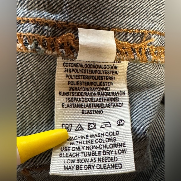 Women's We The Free Jeans 24 x 32 - Picture 7 of 8